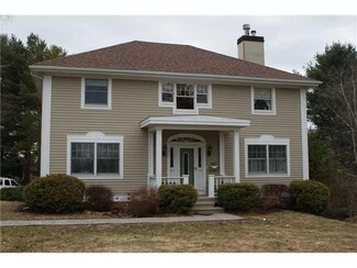 153 Howard St, Bangor, ME 04401