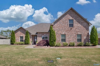 22683 Pin Oak Dr, Athens, AL 35613
