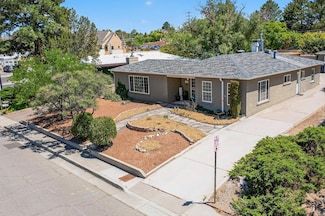 1612 Sigma Chi Rd NE, Albuquerque, NM 87106