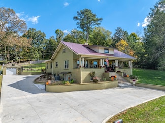 719 College St N, Madisonville, TN 37354