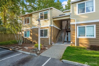 820 Cady Rd Unit D201, Everett, WA 98203