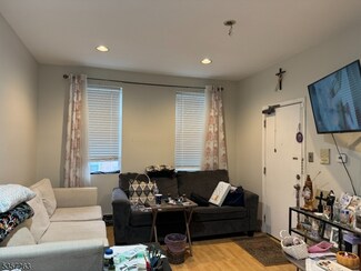 98 King St Unit 2, Nutley, NJ 07110