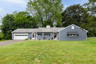 43 Jillson Cir, Waterbury, CT 06708