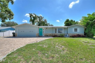 5529 Yorkshire Way, Sarasota, FL 34231