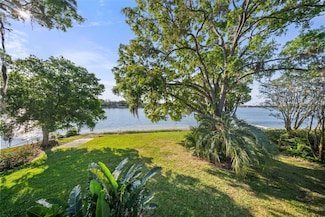 12107 Lake Carroll Dr, Tampa, FL 33618