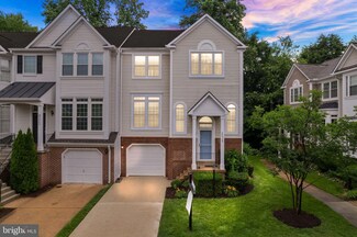 20538 Willoughby Square, Sterling, VA 20165