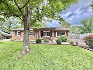 526 E Jackson Ave, Chandler, IN 47610