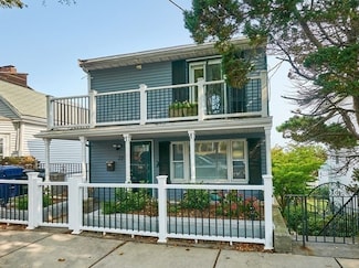 27 Beachview Rd Unit 1, Boston, MA 02128
