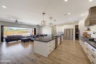 26112 N 7th Ave, Phoenix, AZ 85085