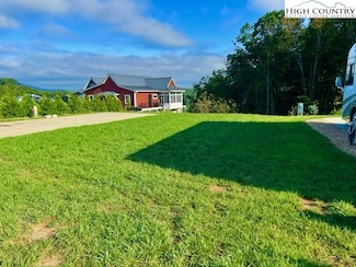 22 Paynes Ct, Roaring Gap, NC 28668