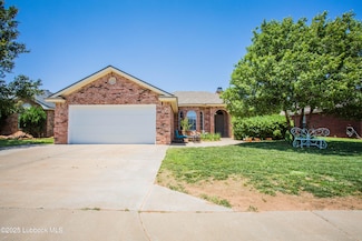 1506 Yorkshire Ave, Wolfforth, TX 79382