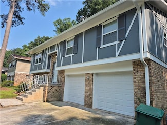 3975 Northstrand Dr, Decatur, GA 30035