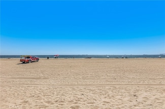 16887 S Pacific Ave, Huntington Beach, CA 90742