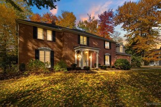 70 Farmington Rd, Buffalo, NY 14221