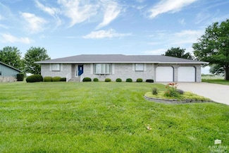 513 Country Ln, Council Grove, KS 66846