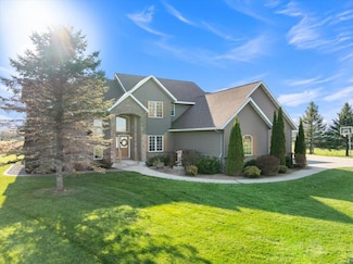 112019 Winterberry Cir, Marshfield, WI 54449