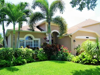 27810 Sky Lake Cir, Wesley Chapel, FL 33544
