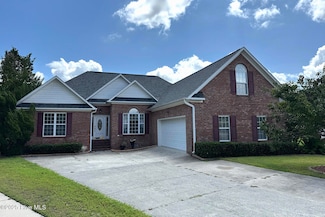 8405 Fiddlestick Way, Wilmington, NC 28412