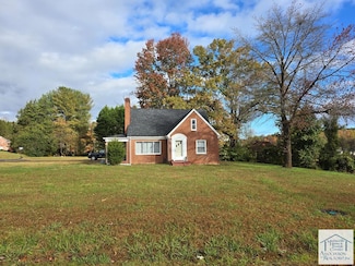 170 Dyer St, Bassett, VA 24055