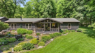 1021 E 500 N, Albion, IN 46701