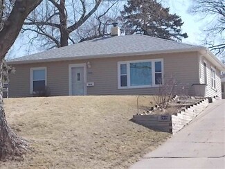 2609 12th St, Rock Island, IL 61201