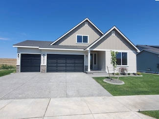 2855 Savannah, Richland, WA 99354