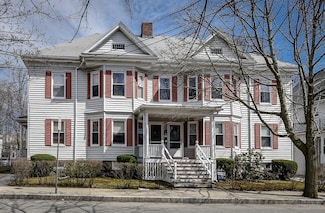 53 Wellington St Unit 3, Waltham, MA 02451