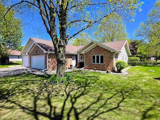 11 Saukdale Trail, Madison, WI 53717