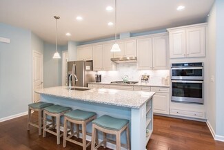 20 Sienna Cir Unit 58, Upton, MA 01568