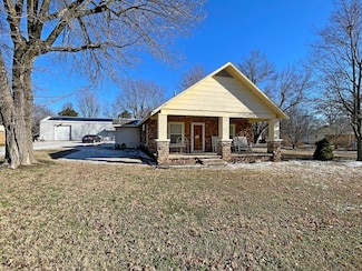 4097 S Duquesne Rd, Joplin, MO 64804