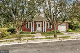 54 Fort St, Lemoyne, PA 17043