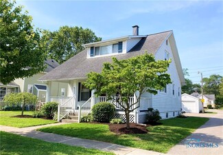 225 Lincoln Ave, Swanton, OH 43558