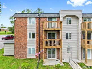2745 Westphalia Ct Unit C, Saint Louis, MO 63129
