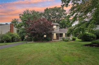 108 Colonial Dr, Sewickley, PA 15143