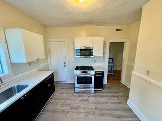 6 Calder St Unit 3, Dorchester Center, MA 02124