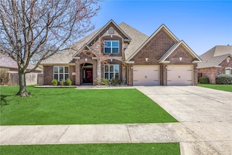 4520 W Blue Ray Cir, Rogers, AR 72758