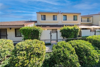 18150 Oxnard St Unit 87, Tarzana, CA 91356
