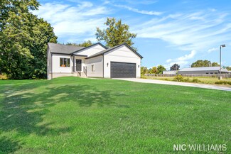 144 S West Ave SE, Lowell, MI 49331