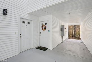 66 Whisper Way E, Ledgewood, NJ 07852