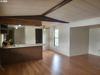 401 Comstock Rd Unit 9, Sutherlin, OR 97479