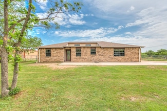 7373 Falcon Ln, San Angelo, TX 76901