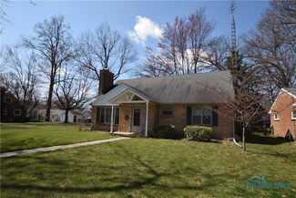 4617 Oakridge Dr, Toledo, OH 43623
