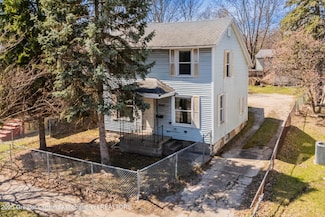 1602 S Pennsylvania Ave, Lansing, MI 48910