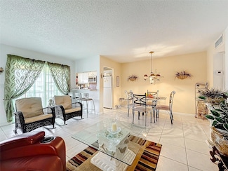 5300 Washington St Unit i204, Hollywood, FL 33021