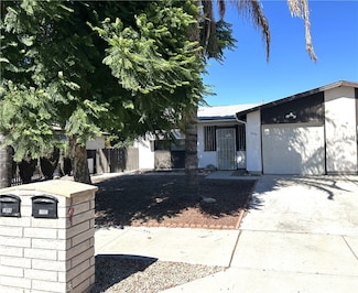 1994 Flores St, Hemet, CA 92545