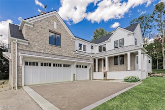 207 S Main St, Chagrin Falls, OH 44022