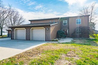 155 E 1025 S, Haubstadt, IN 47639
