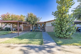 710 W 5th St, Post, TX 79356