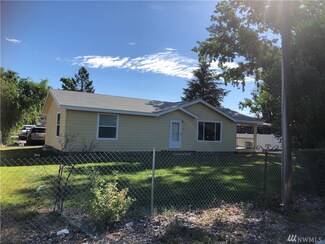 531 Columbia Ave, Bridgeport, WA 98813