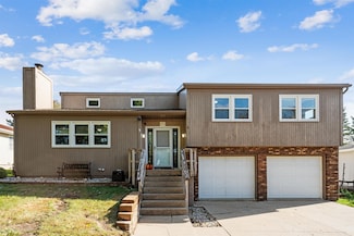 413 Rosemere Ln, Maquoketa, IA 52060